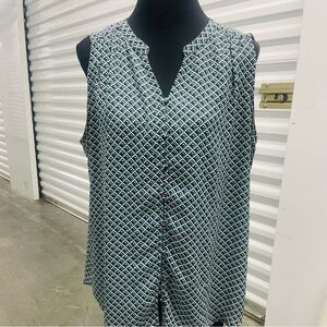 Geometric Pattern Sleeveless Blouse